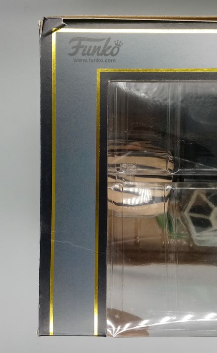 13 Alfred Pennyworth (with Wayne Manor) Town - Box Damaged Funko POP