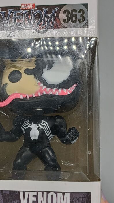 363 Venom (Eddie Brock) - Marvel - Box Damaged Funko POP