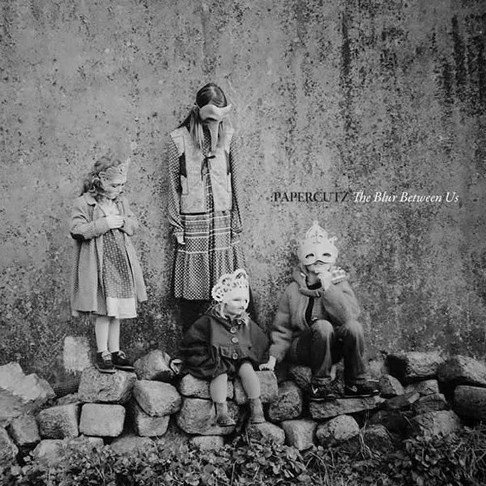 Papercutz - The Blur Between Us - Pop - CDD