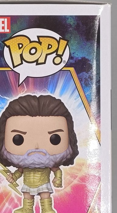 1069 Zeus - Marvel Thor Love and Thunder - 2022 Con Box Damaged Funko POP
