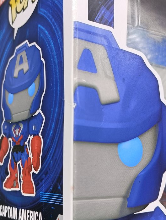 829 Captain America - Marvel Mech - Box Damaged Funko POP