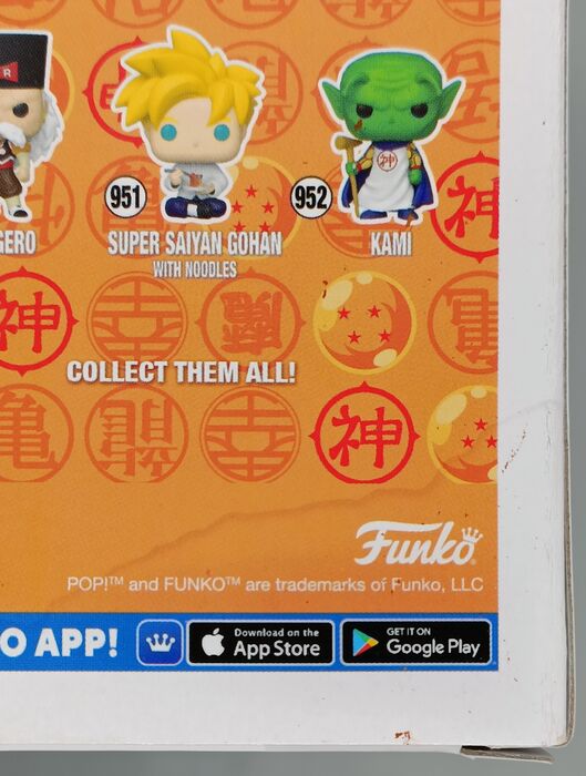 1162 Goku (Driving Exam) - Dragon Ball Z - 2022 Con Box Damaged Funko POP