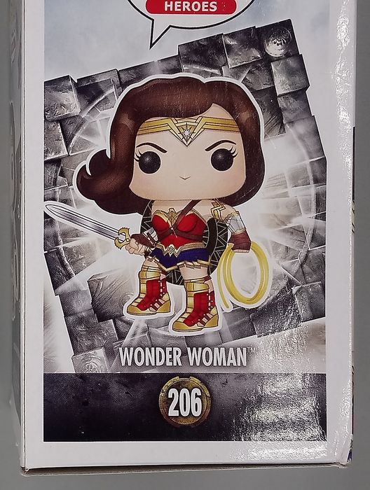206 Wonder Woman - DC Justice League - Box Damaged Funko POP
