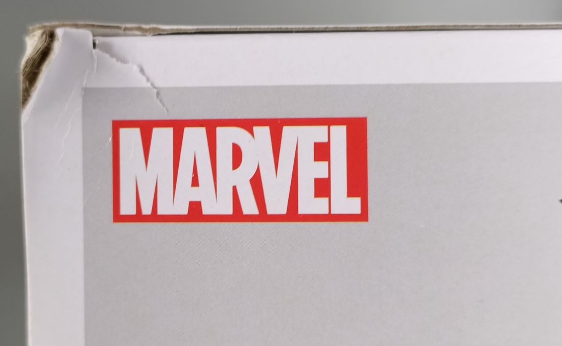 824 The Vision Diamond - Marvel Wandavision - Box Damaged Funko POP