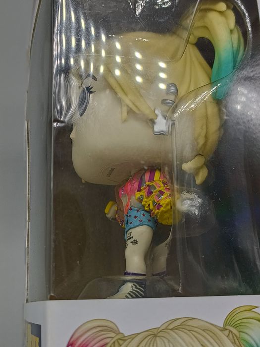 302 Harley Quinn (Caution Tape) - DC Birds of Prey Box Damaged Funko POP