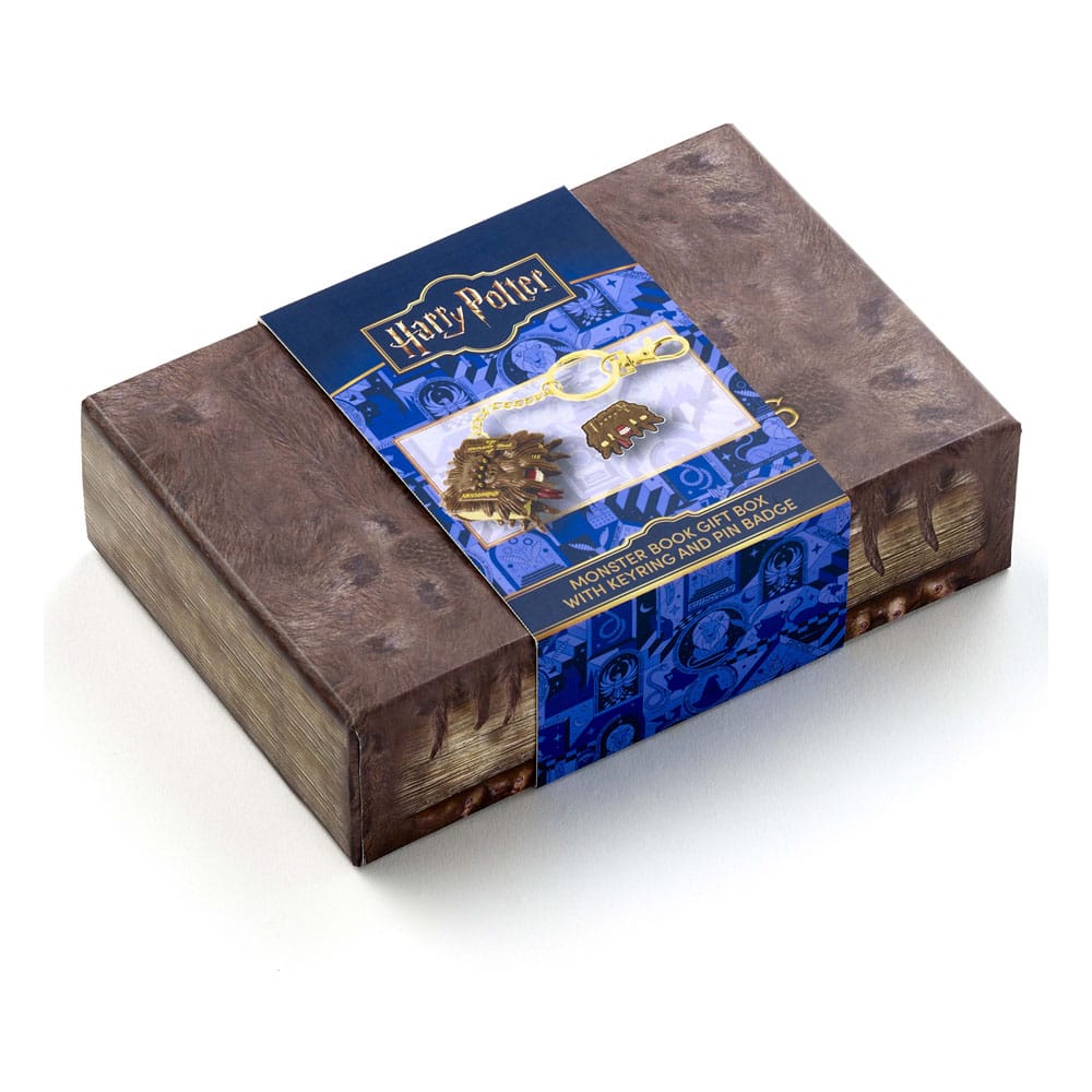 Harry Potter: Monster Book Keychain and Pin Badge Gift Set The Carat Shop