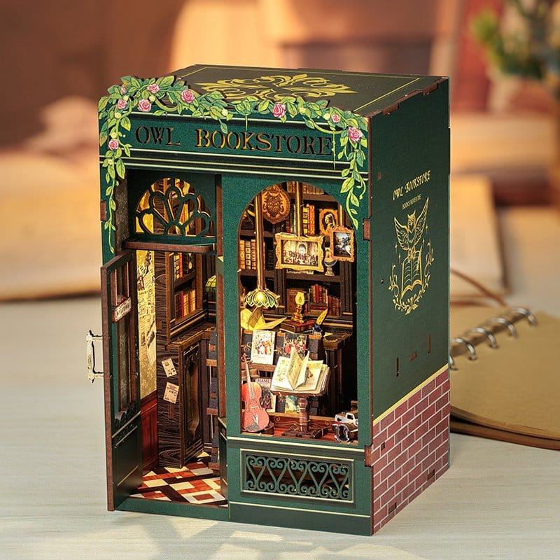 Book Nook Owl Bookstore 17 x 12 cm CuteBee