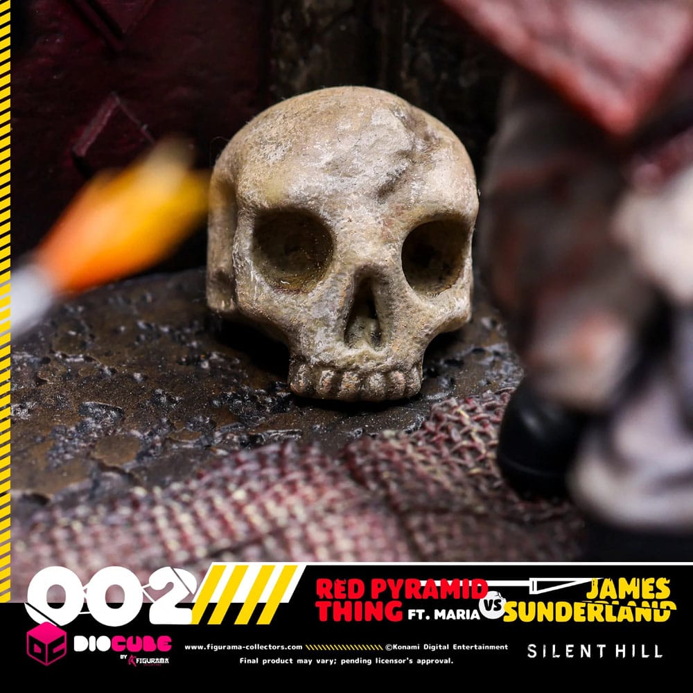 Silent Hill DioCube PVC Diorama Silent Hill 2 Red Pyramid Thing Vs James Sunderland Ft. Maria 15 cm Figurama Collectors
