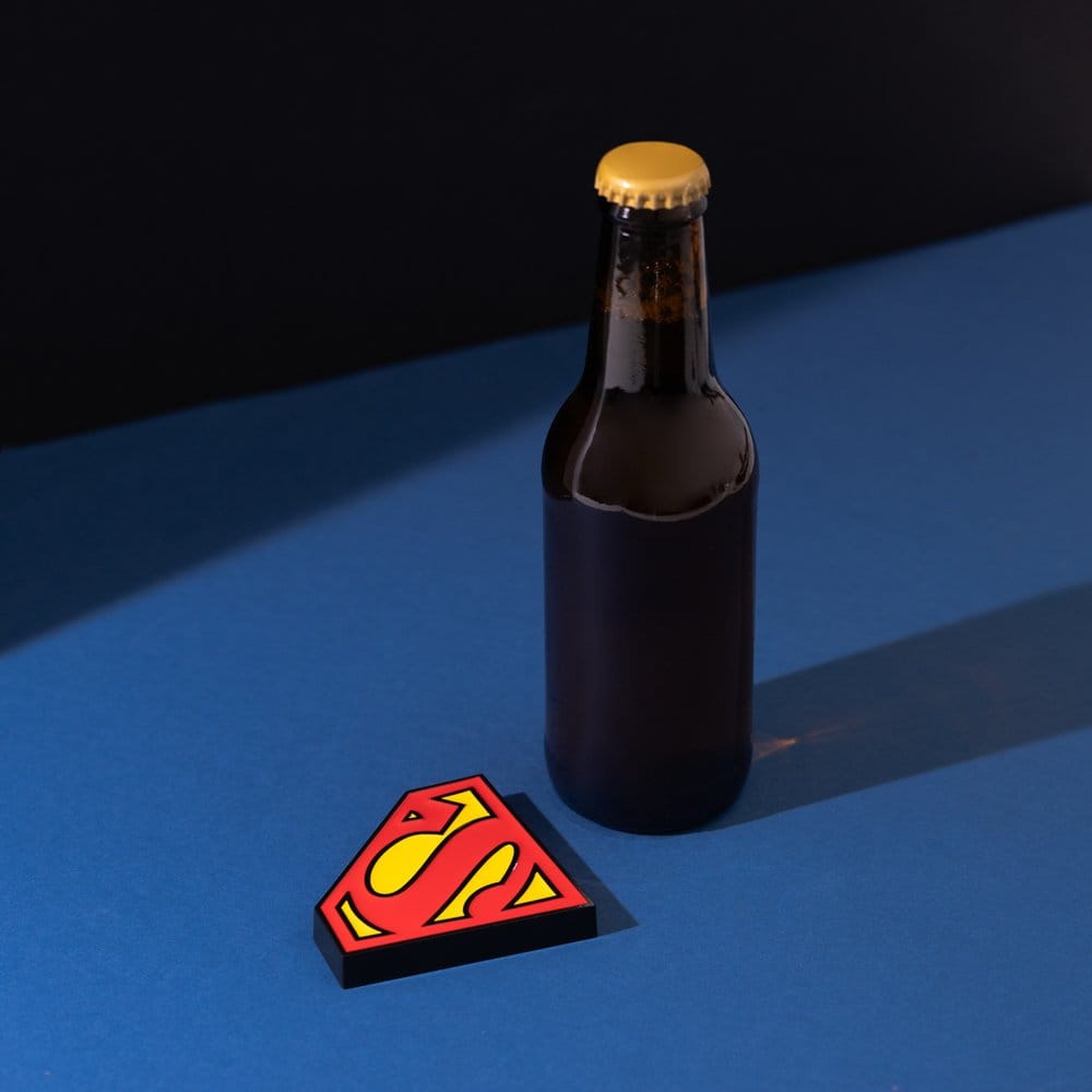 DC Comics Magnet with Bottle Opener Superman 9 cm Grupo Erik