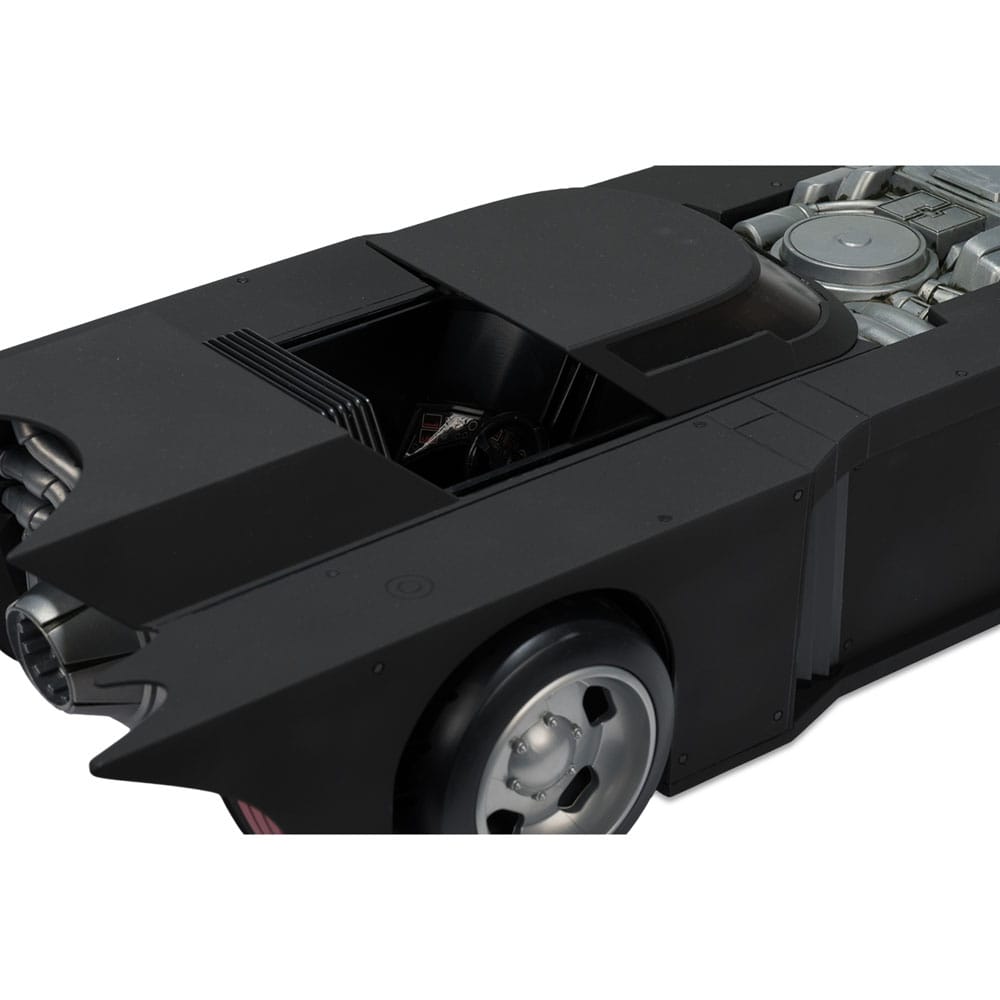 DC Rebirth DC Multiverse Vehicle Batmobil 58 cm