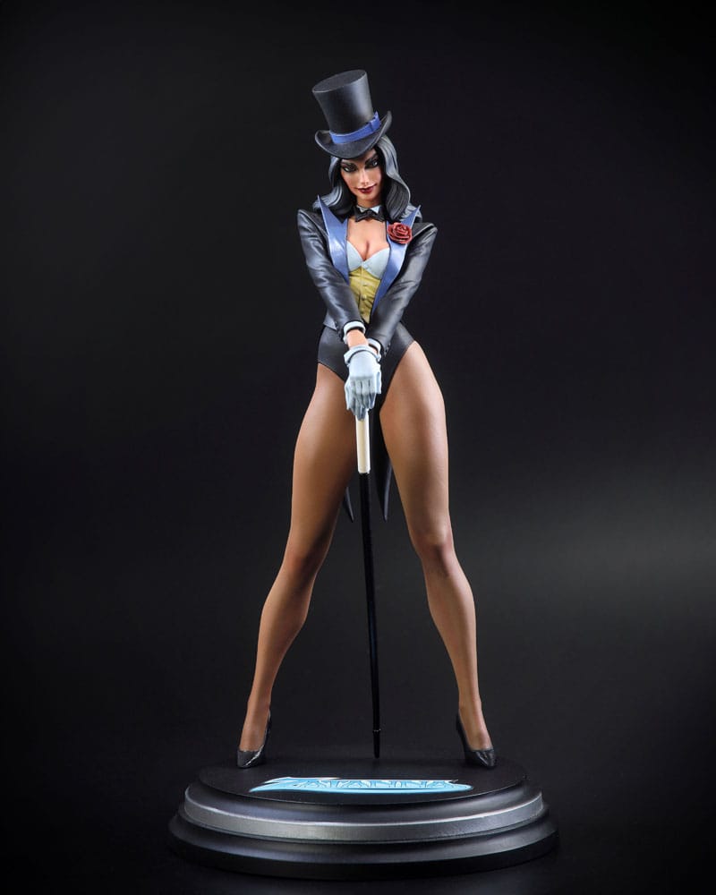 DC Direct DC Cover Girls Statue Zatanna by J. Scott Campbell 23 cm