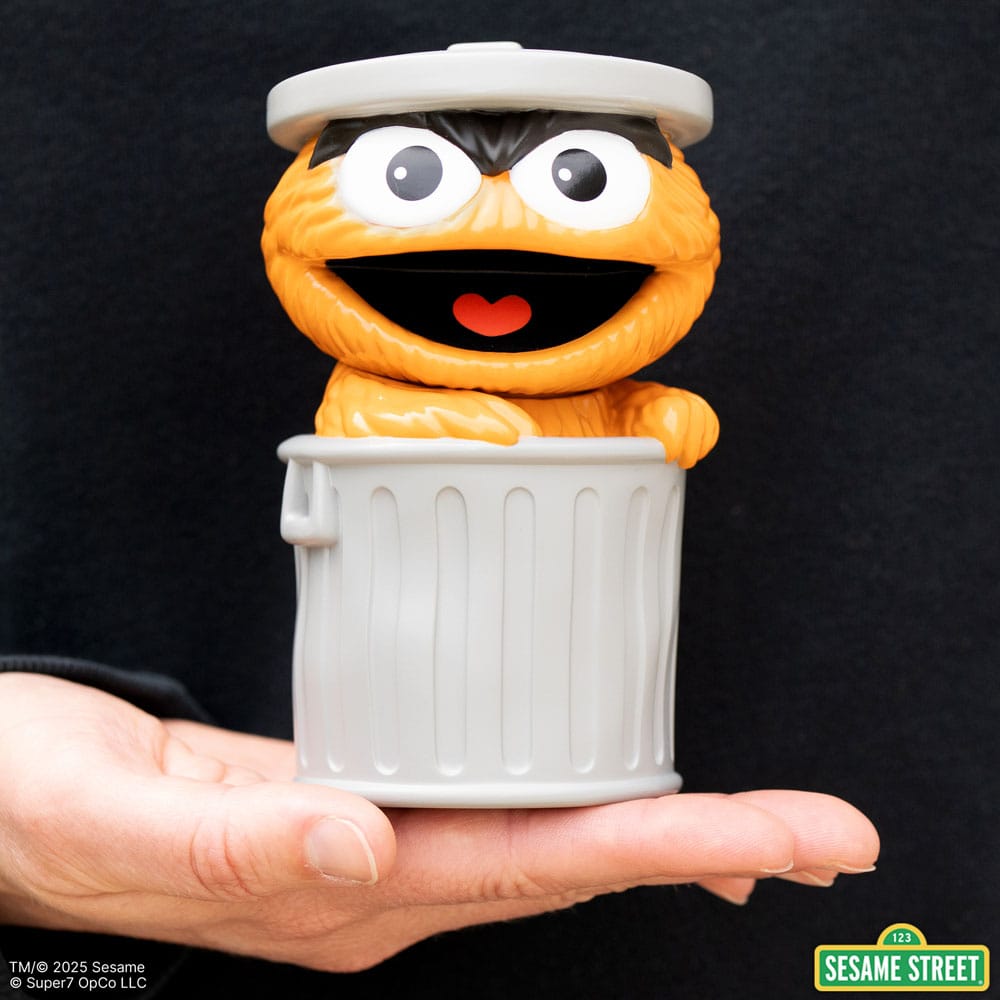 Sesame Street FUN! FUN! Vinyl Action Figure Oscar the Grouch (Orange) 13 cm Super7