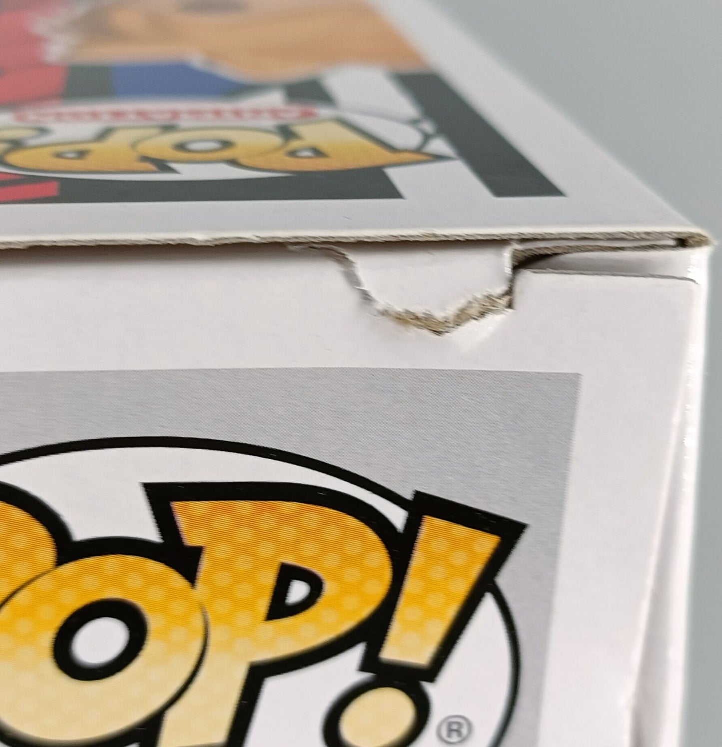 1610 Ichigo Kurosaki - Metallic Chase Bleach Funko POP Box Damaged