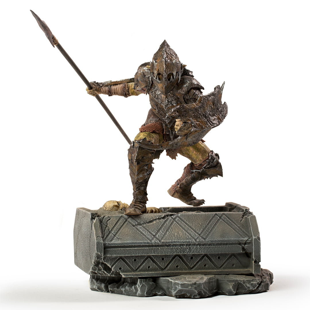 Scale Figure 1/10 Armored Orc - Lord of the Rings Scale Figures