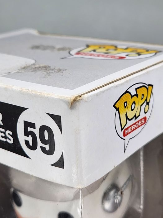 59 White Lantern: The Flash - DC Super Heroes - Box Damaged Funko POP