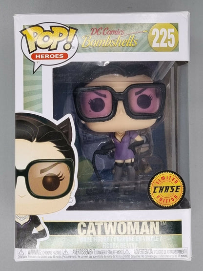 225 Catwoman (Purple) Chase - DC Bombshells Box Damaged Funko POP