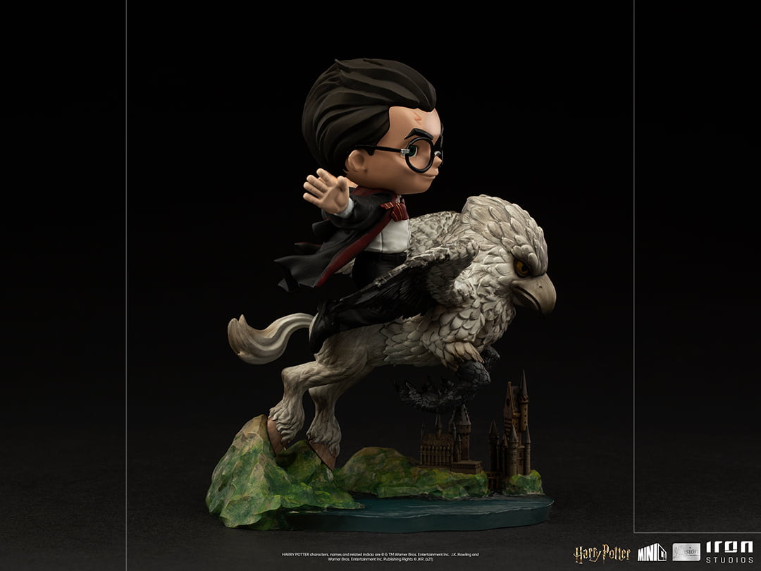 MiniCo Illusion Harry Potter and Buckbeak - Harry Potter Vinyl Figure