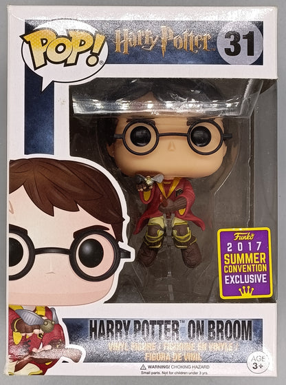 #31 Harry Potter on Broom  Harry Potter  2017 Con Funko POP (Box Damage)