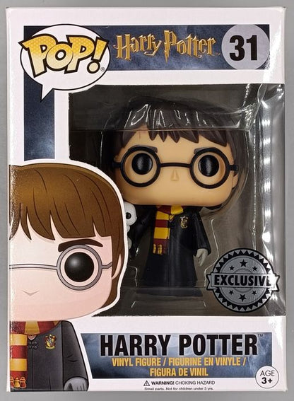 31 Harry Potter (Robes w/ Hedwig) - Harry Potter Funko POP