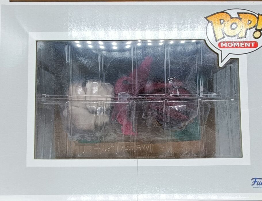 1034 Tanjiro vs. Rui - Anime Moment - Demon Slayer Box Damaged Funko POP