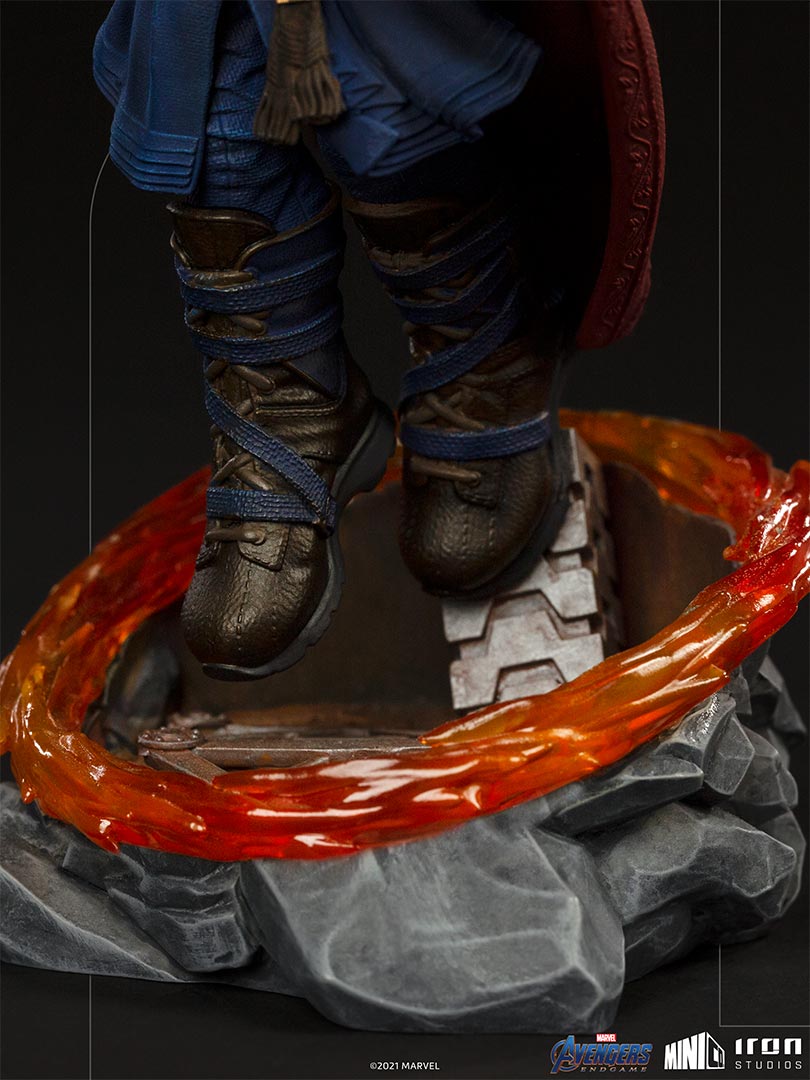 MiniCo Dr Strange - Avengers: Endgame Vinyl Figure