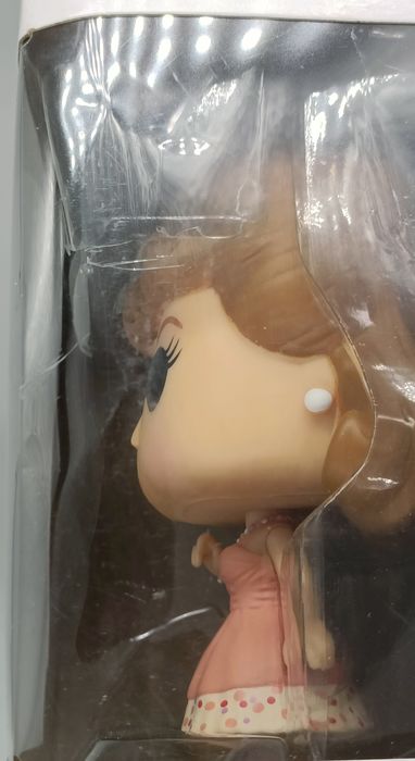 645 Miss Yvonne - Pee-Wee Herman - Box Damaged Funko POP