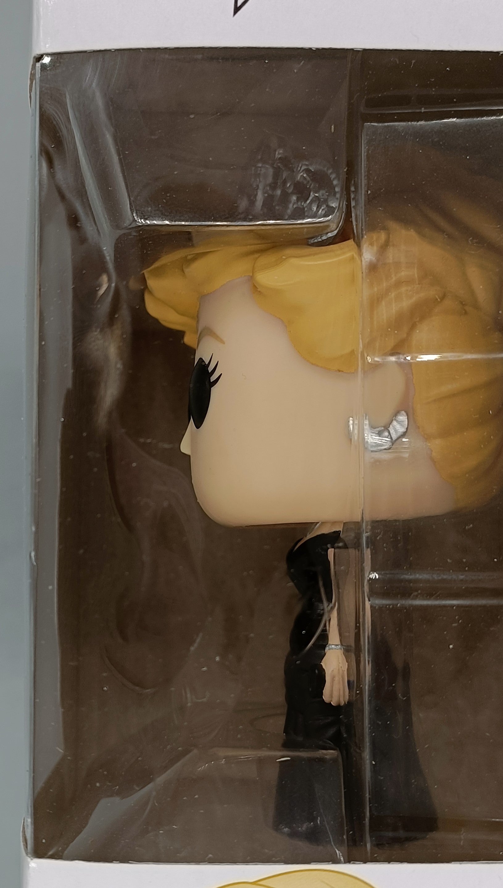 03 Diana (Princess of Wales) - Royals - Box Damaged Funko POP