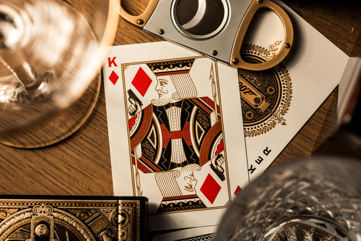 James Bond 007 Playing Cards - Theory11