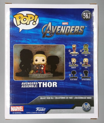 587 Avengers Assemble: Thor - Deluxe - Marvel Funko POP