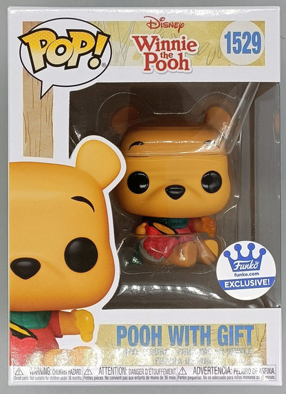 1529 Pooh with Gift - Disney Winnie the Pooh Funko POP - Brand New Funko