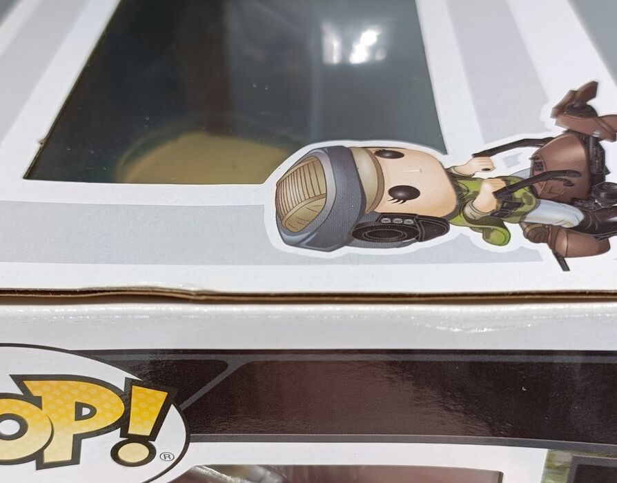 228 Princess Leia (with Speeder Bike) Deluxe Star Wars - Box Damaged Funko POP
