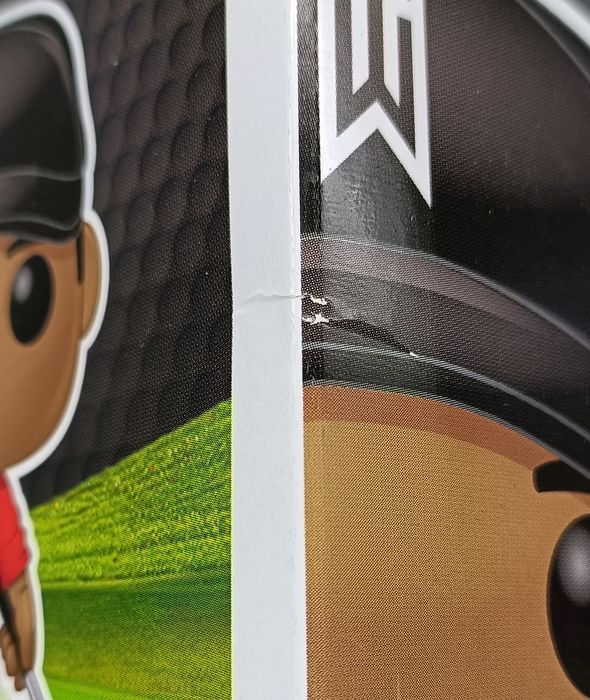 01 Tiger Woods (Red Shirt) - Golf - Box Damaged Funko POP