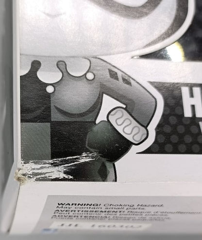 45 Harley Quinn - B&W - DC Super Heroes - Box Damaged Funko POP