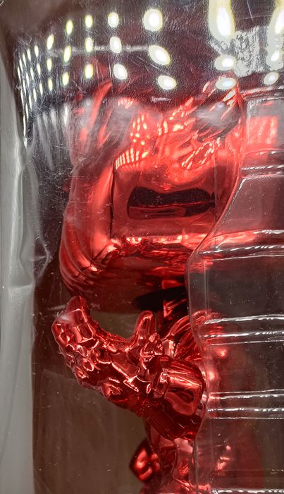 289 Thanos (Red) Chrome Marvel Avengers Infinity War Box Damaged Funko POP