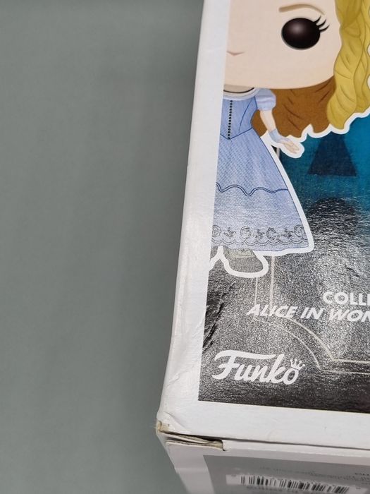 176 Alice - Disney Alice In Wonderland Funko POP - Box Damaged