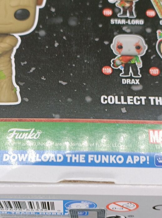 1105 Groot Marvel Guardians of the Galaxy Holiday Special Box Damaged Funko POP