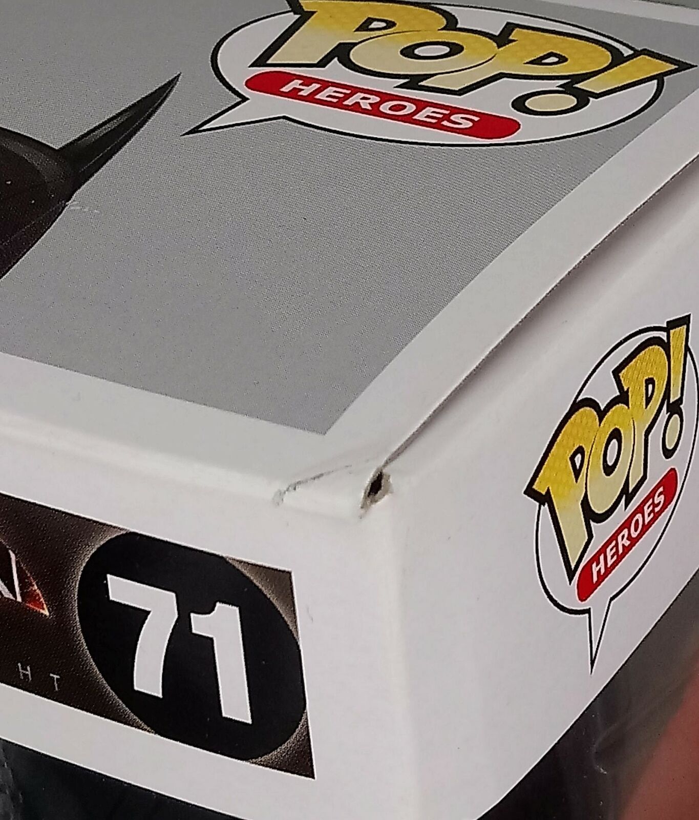 71 Batman - DC - Batman Arkham Knight - Box Damaged Funko POP