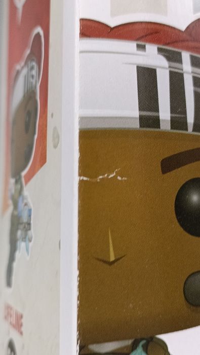 541 Lifeline - Apex Legends Funko POP - Box Damaged 
