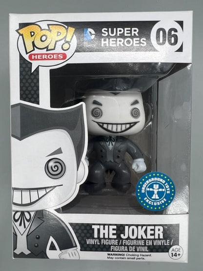 06 The Joker - B&W - DC Super Heroes - Box Damaged Funko POP Funko