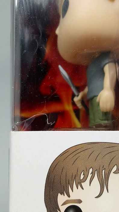 228 Peeta Mellark - The Hunger Games - Funko POP - Box Damaged