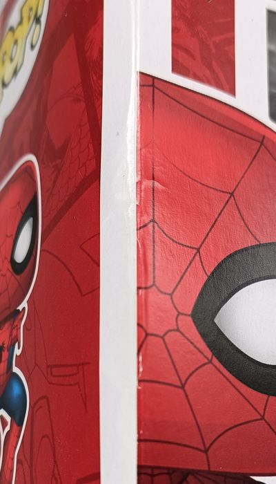 160 Spider-Man (Action Pose) - Marvel Collector Box Damaged Funko POP
