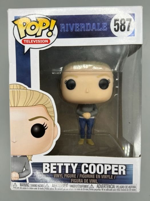 587 Betty Cooper - Riverdale - Box Damaged Funko POP Funko