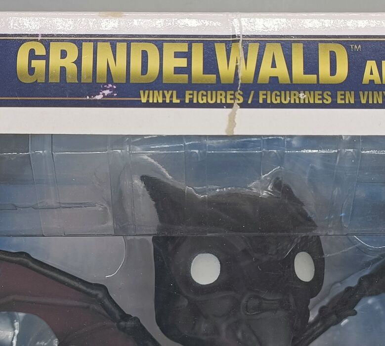 30 Grindelwald and Thestral Movie Moment Fantastic Beasts - Box Damaged Funko POP