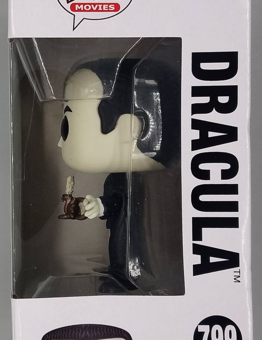799 Dracula (w/ Candle) - Universal Monsters - Box Damaged Funko POP