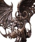 World of Warcraft 1/10 Scale Statue Illidan Stormrage (Bronze-Colored) 34 cm