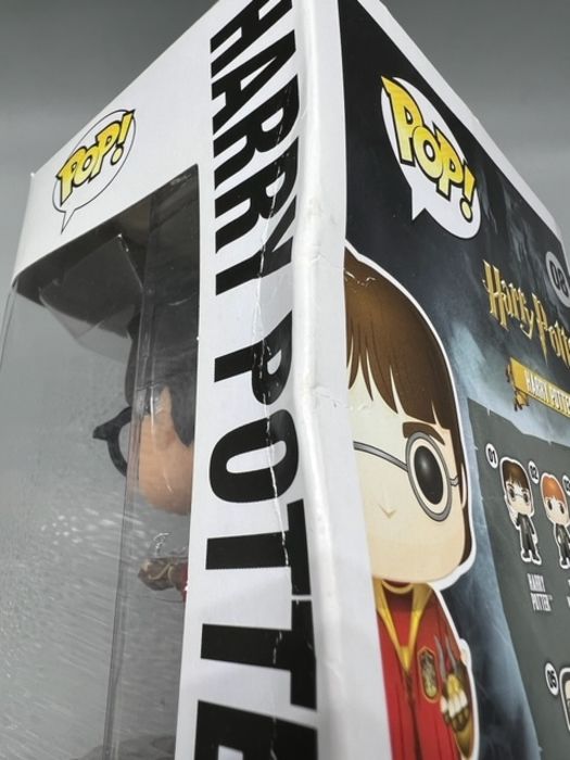 08 Harry Potter (Quidditch) - Harry Potter - Box Damaged Funko POP