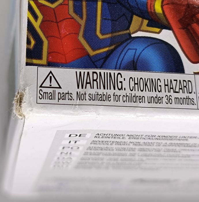 574 Iron Spider (w/ Gauntlet) Marvel Avengers Endgam Box Damaged Funko POP