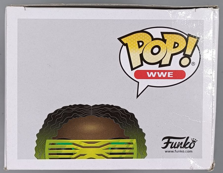 75 Naomi - Glow Chase - WWE - Box Damaged Funko POP