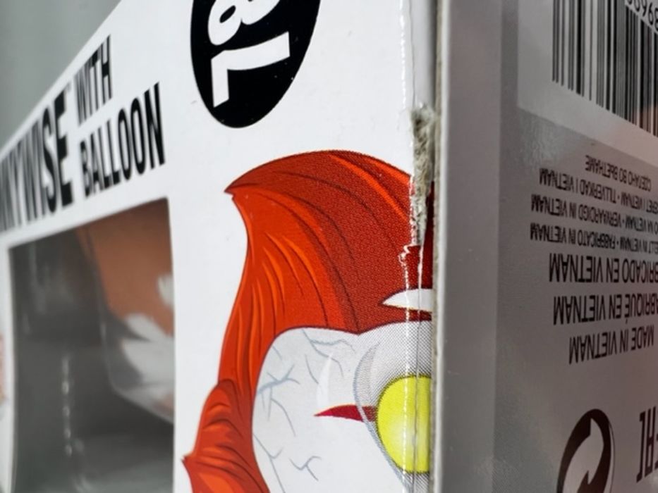 780 Pennywise (with Balloon) Horror IT: Chapter 2 Funko POP - Box Damaged