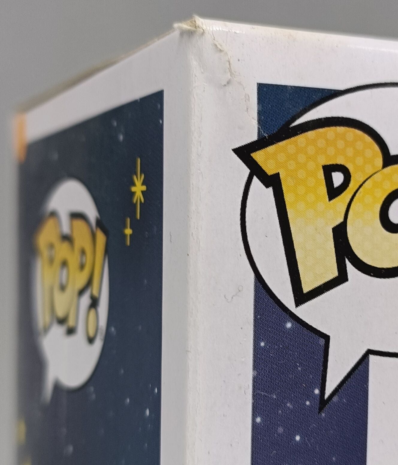 683 RJ - BT21 - Funko POP - Box Damaged